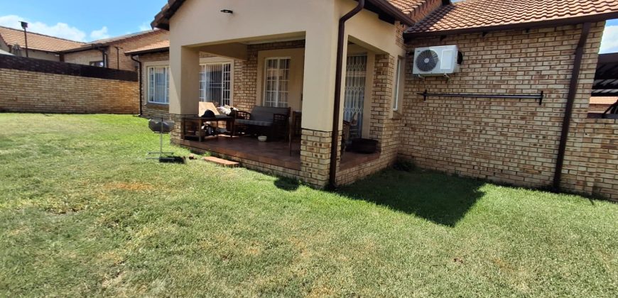 2 Bedroom Apartment / Flat for Sale in Sasolburg Ext 11