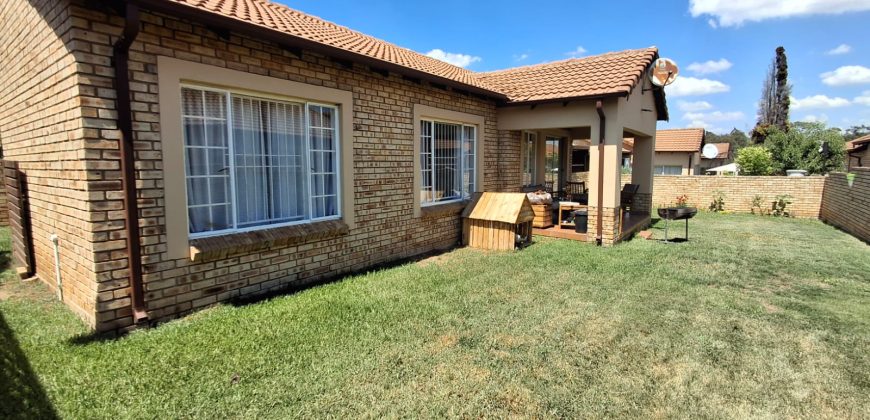2 Bedroom Apartment / Flat for Sale in Sasolburg Ext 11