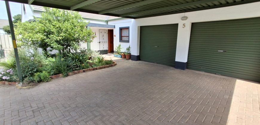 3 Bedroom Apartment / Flat for Sale in Vaalpark