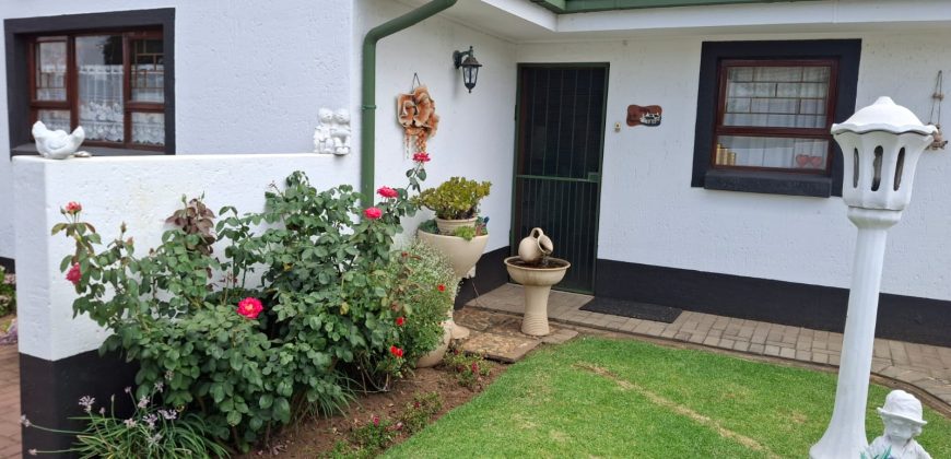 2 Bedroom Apartment / Flat for Sale in Vaalpark